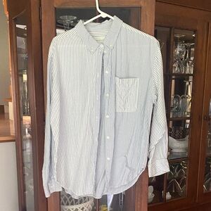 American Eagle Outfitters White and Blue Striped Shirt